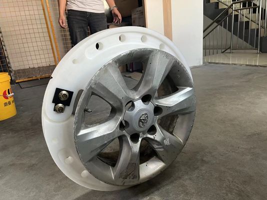 Askeri Kalite Zırhlı Araç Kilometre Çarklar TLC 200 TLC 300 18 Inch 20 Inch